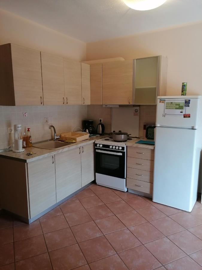 Enoikiazomena Diamerismata Mezonetes Giannakoudis Νο5 Nikiti  Exterior photo